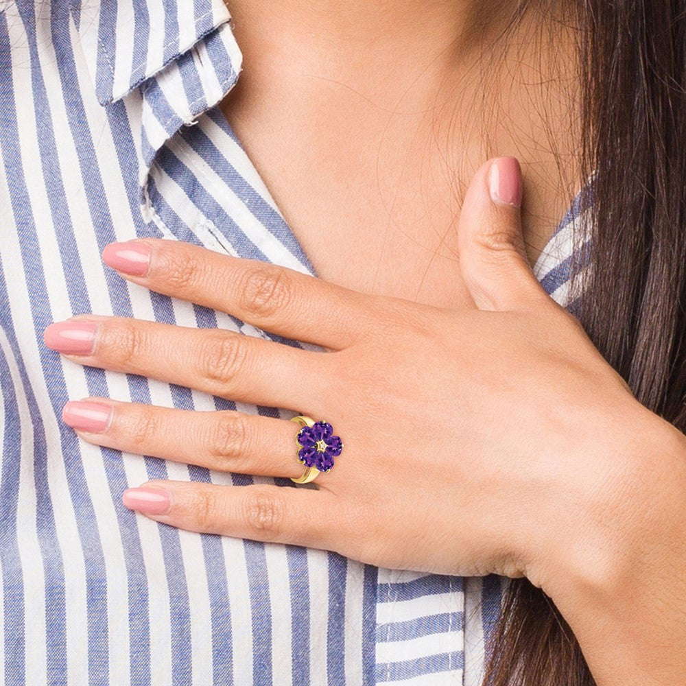14k 6mm Heart Amethyst AA Diamond ring (3.6 grams)