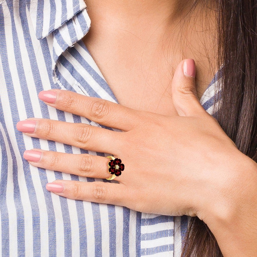 14k 6mm Heart Garnet AA Diamond ring (3.6 grams)