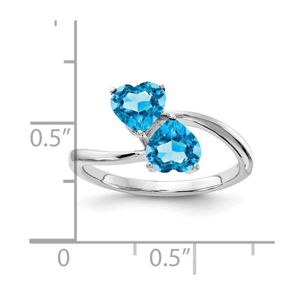 14k White Gold 5mm Heart Blue Topaz ring (2.27 grams)