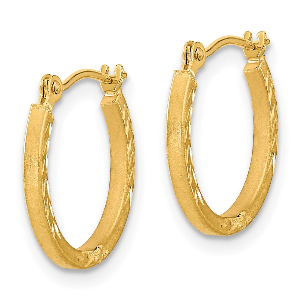 14k Yellow Gold 14.7 mm Satin and Polished Diamond Cut Design Hoops (0.57 grams)