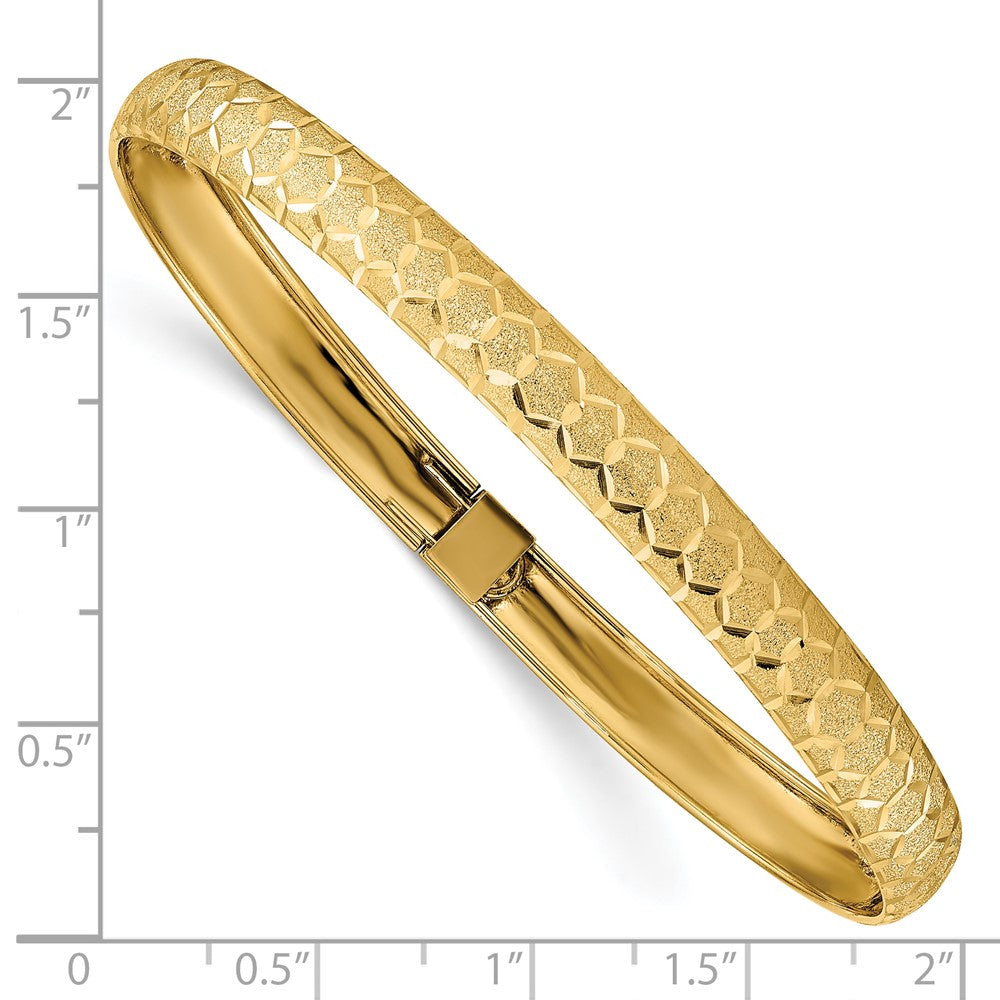 10k Yellow Gold 6.5 mm Hexagonal Design Diamond-cut Flexible Bangle (3.49 grams)