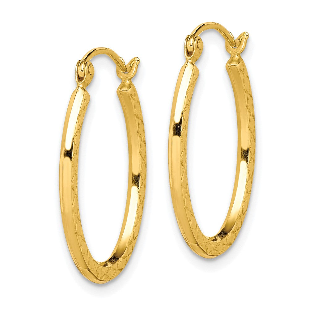 10k Yellow Gold 17 mm Textured Hollow Oval Hoop Earrings
