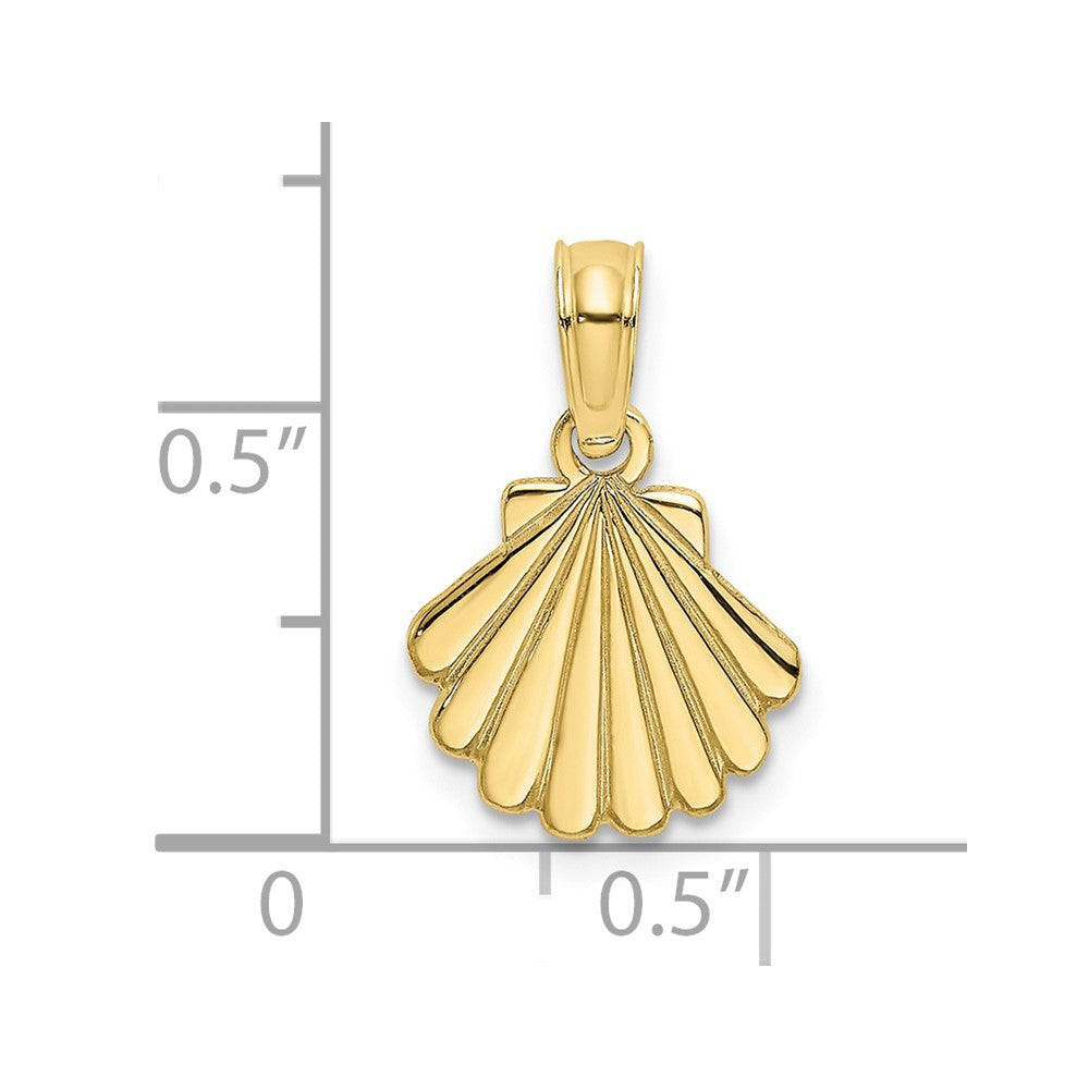 10k Yellow Gold 10.44 mm Polished and Engraved Shell Charm (0.5 grams)