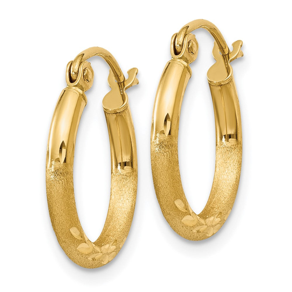 10k Yellow Gold 2 mm Round Tube Hoop Earrings (0.81 grams)