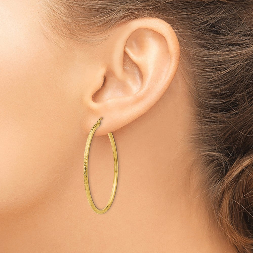 10k Yellow Gold 2 mm Round Tube Hoop Earrings (1.83 grams)