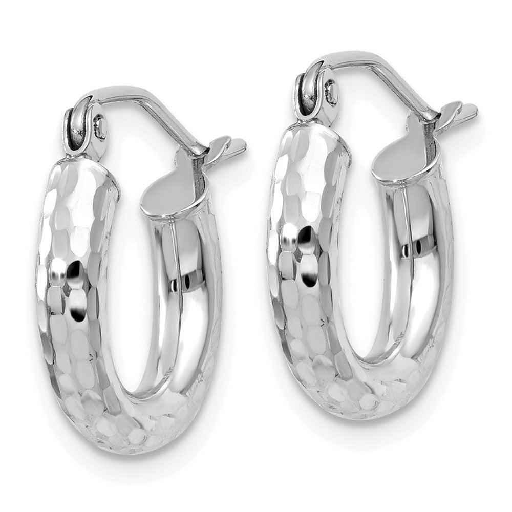 10k White Gold 13.8 mm Round Hoop Earrings (0.86 grams)