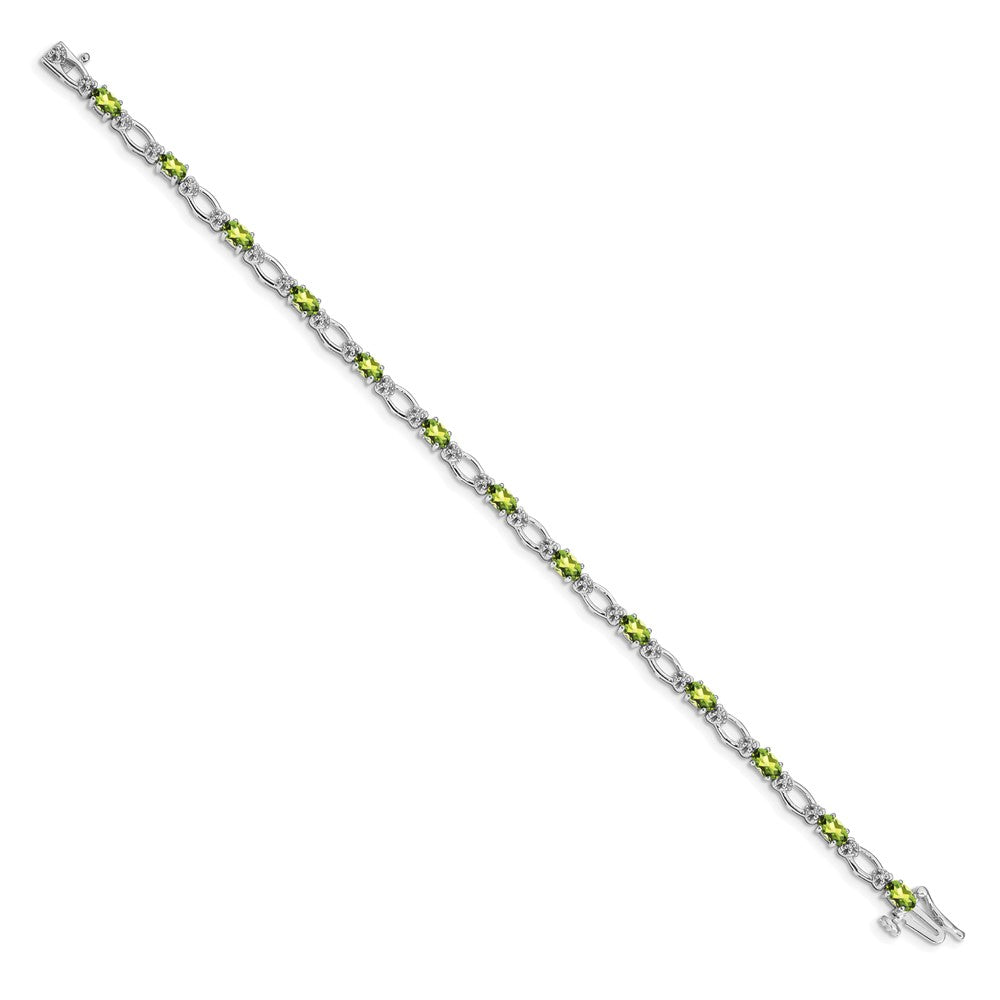 14k White Gold Complete Diamond and Oval Peridot Heart Accent 7 inch Bracelet (6.27 grams)