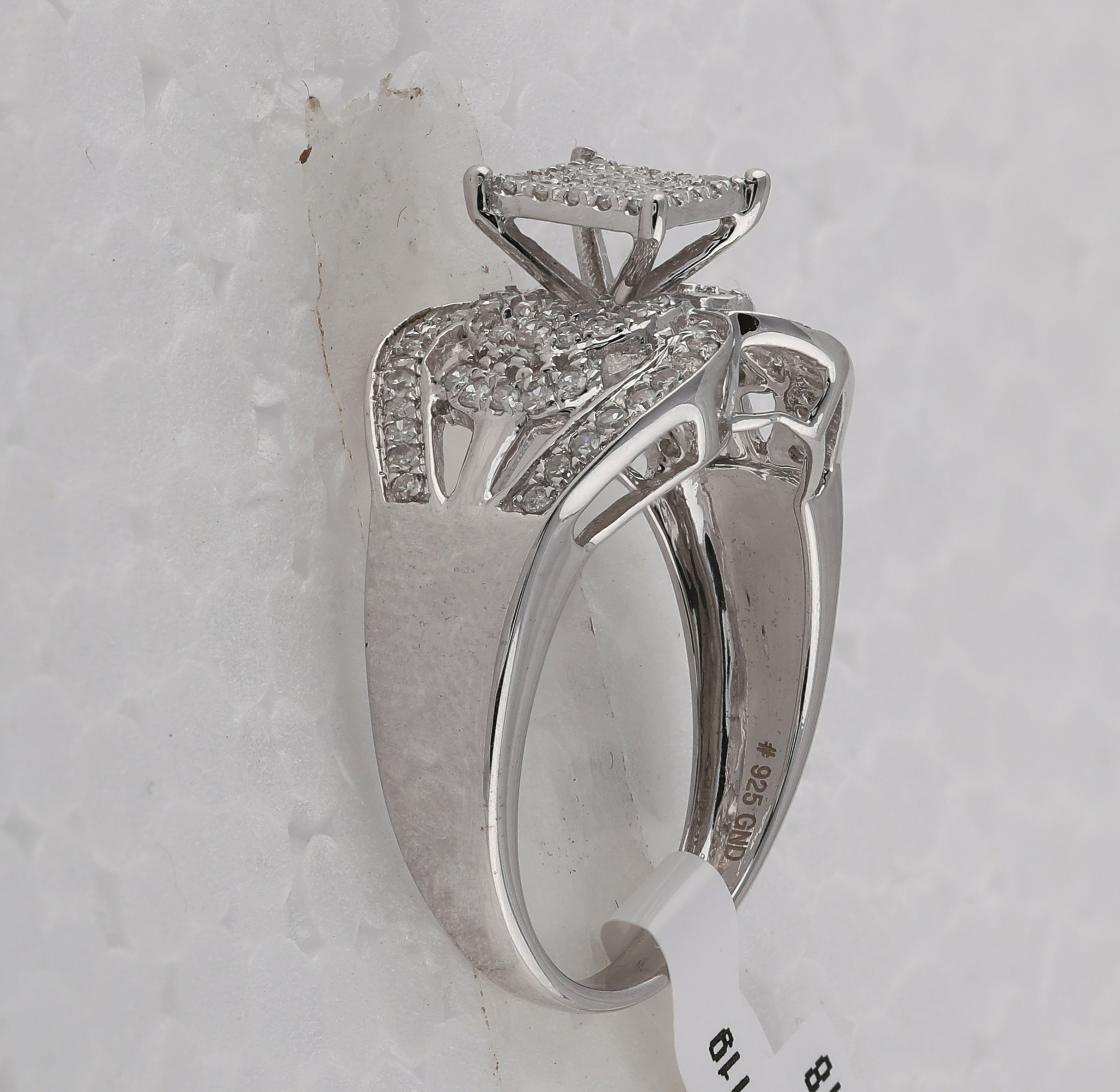 1/2Ctw-Dia P1P2 Gift Ring (3.76 grams)