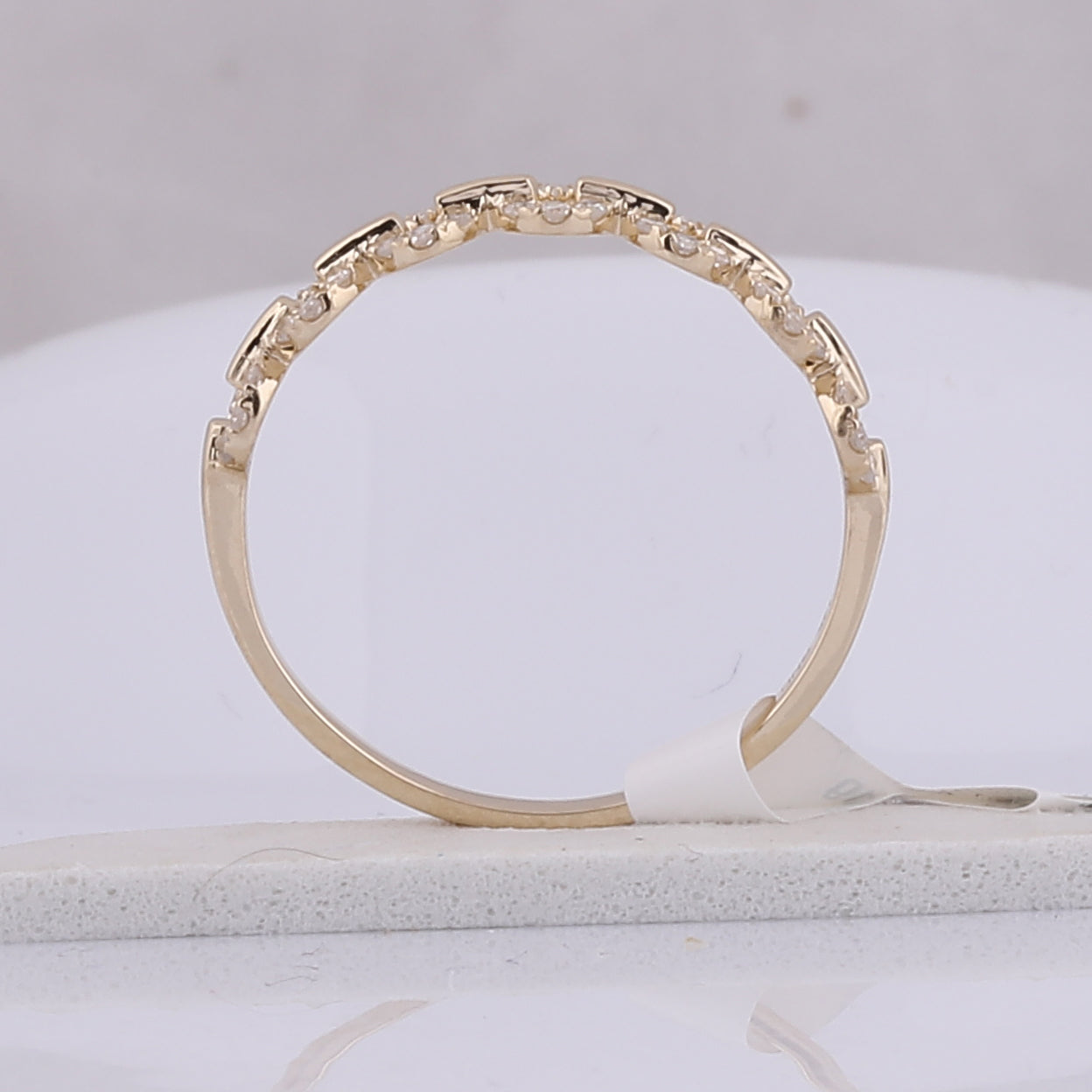 Gold Stackable Band Ring 1/6 Cttw Round Natural Diamond Womens (1.22 grams)