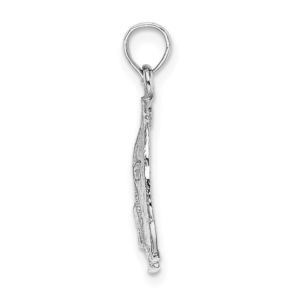 14k White Gold 15.4 mm Polished Sand Dollar Pendant (1.52 grams)