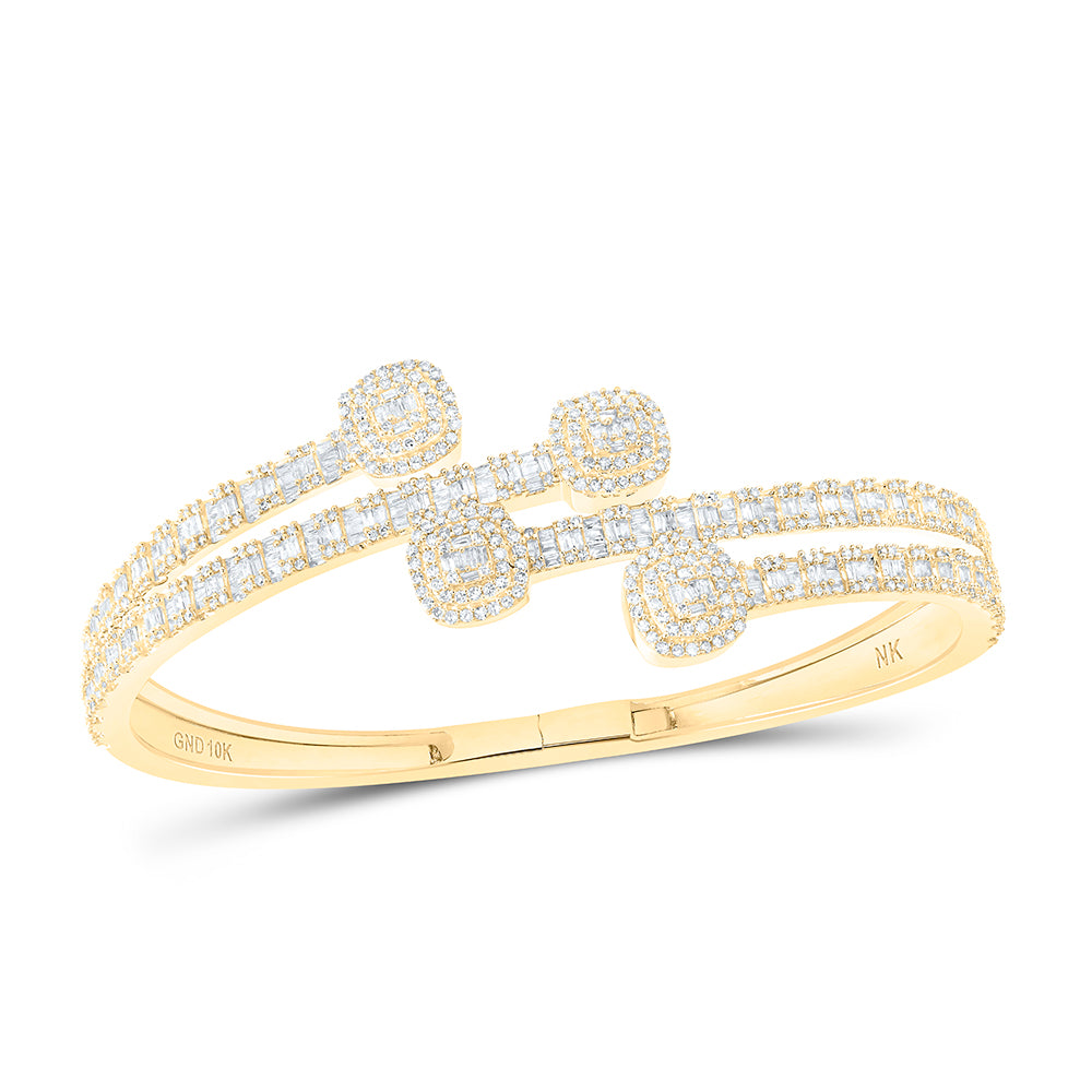 10Kt Yellow Gold 3 1/4Ctw-Diamond Cuff Ladies Bangle (16.12 grams)