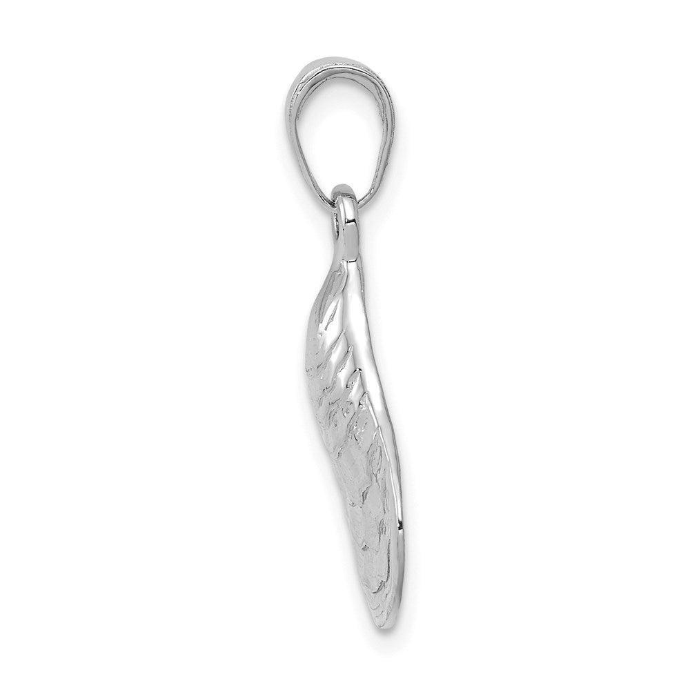 14k White Gold 13 mm  Oyster Shell Pendant (1.6 grams)