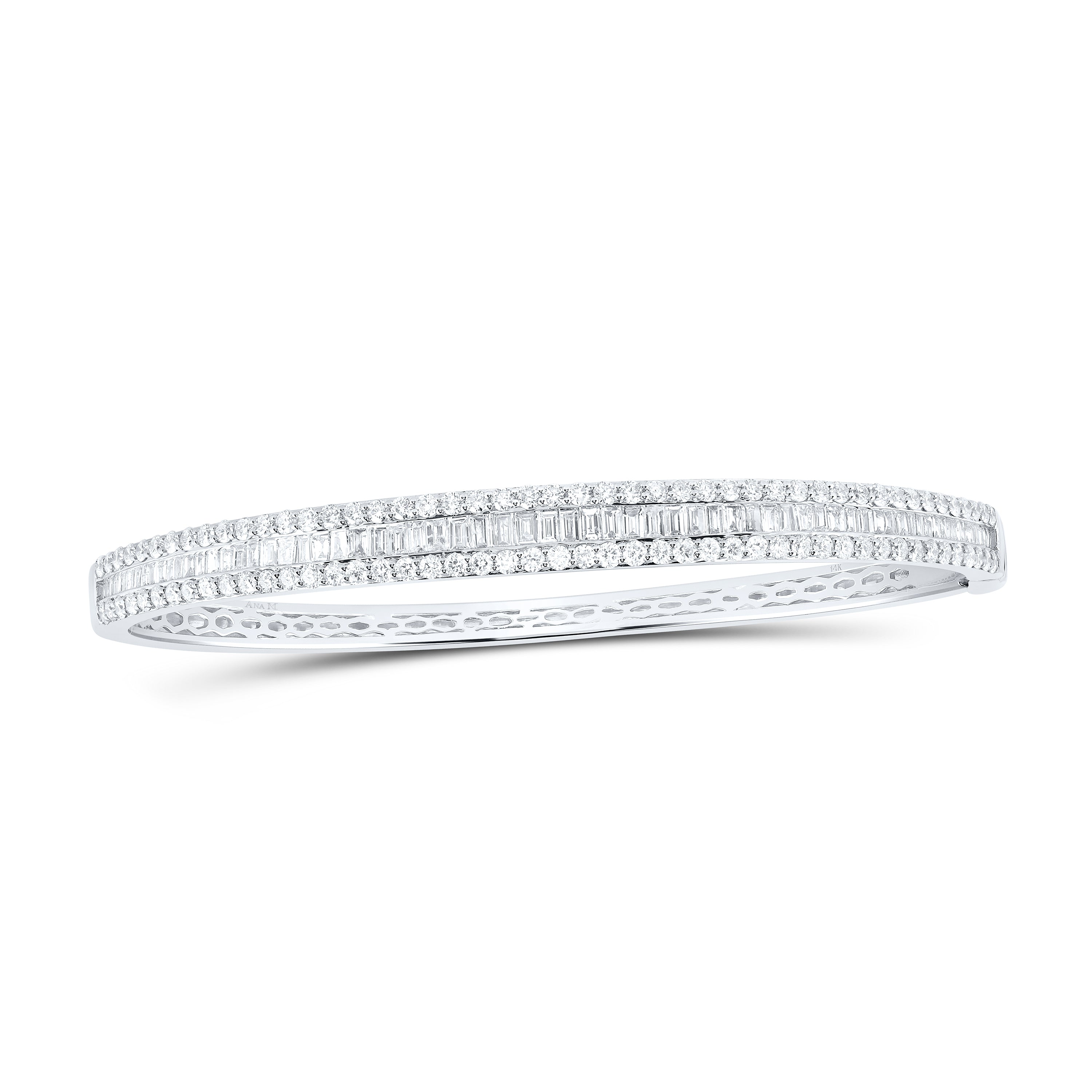 14Kt Gold 2 5/8Ctw-Diamond Ana M Fashion Bangle (60X48Mm)