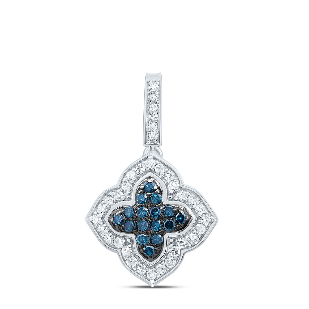 1/4Ctw-Dia P1 Gift Blue Diamond Clover Pendant (1.0556 grams)