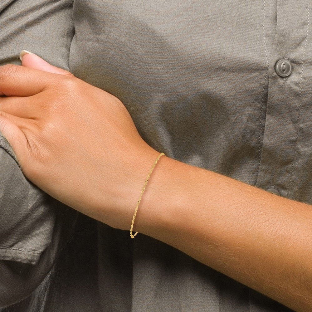 14k 1.4mm Singapore Chain Bracelet (0.69 grams)