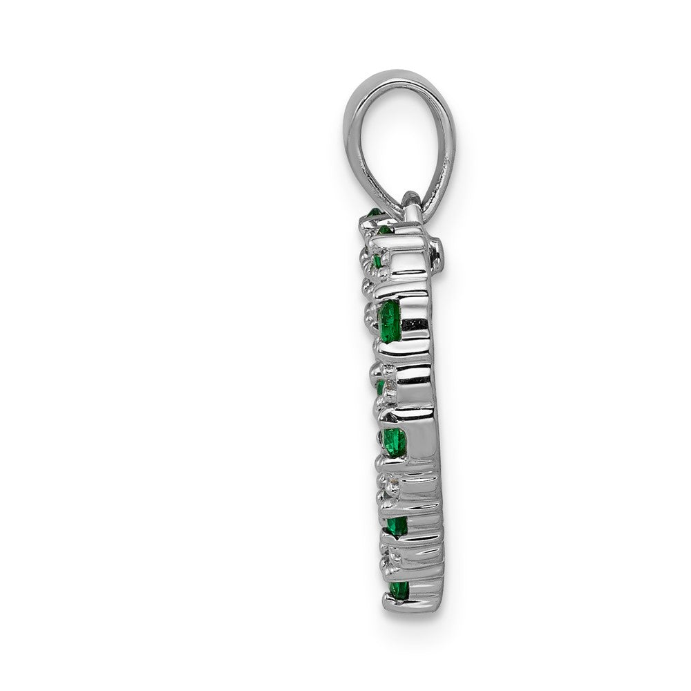 14k White Gold Diamond and Emerald Heart Pendant (1.5 grams)