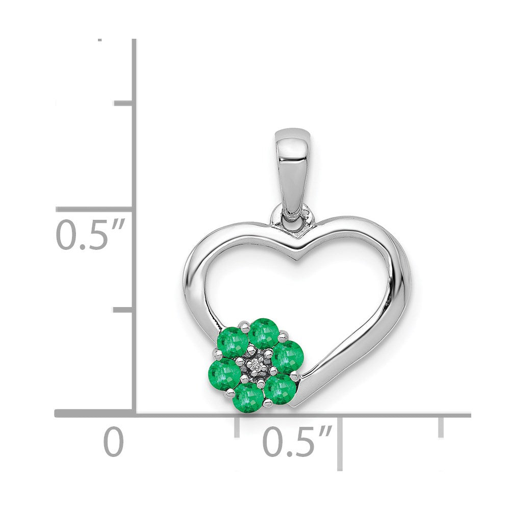 14k White Gold Diamond and Emerald Heart and Flower Pendant (1.05 grams)