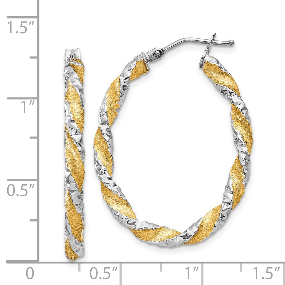 14k White Gold 24.5 mm  Twisted D/C Oval Hoop Earrings