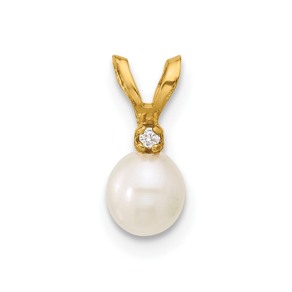 14K Madi K 4-5mm White Near Round Freshwater Cultured Pearl CZ Pendant (0.14 grams)