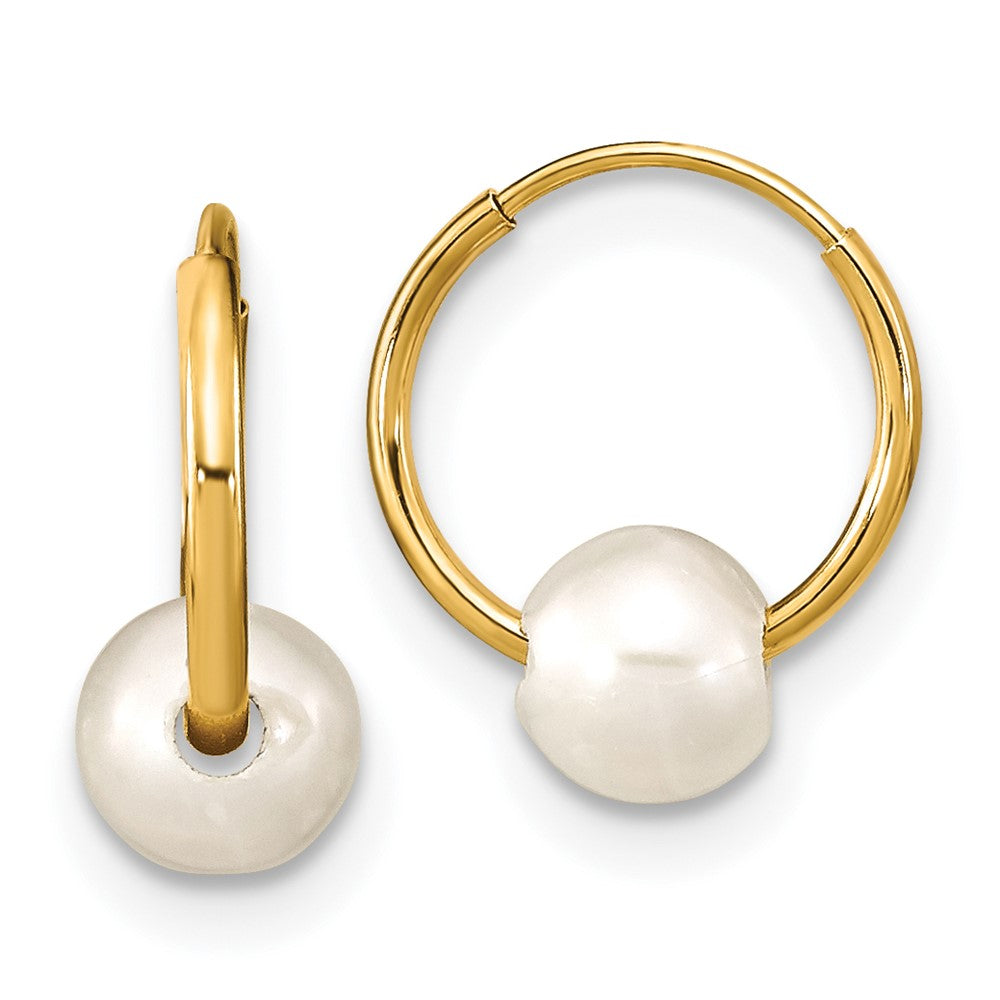 14K Madi K 5-6mm Round White FWC Pearl Hoop Earrings (0.24 grams)