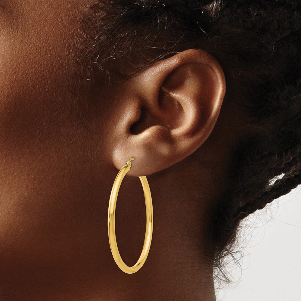 14k Yellow Gold 2.5 mm Tube Hoop Earrings (3.15 grams)