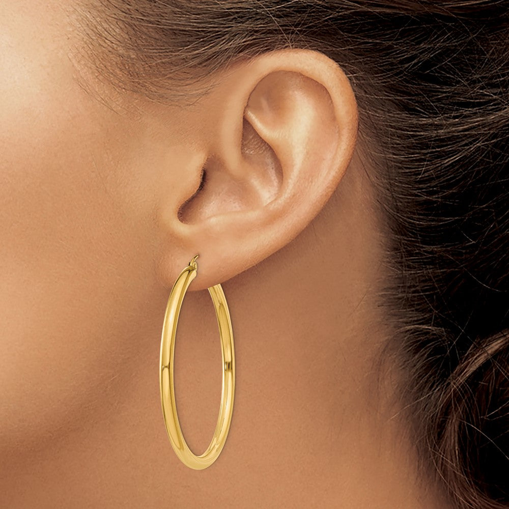 14k Yellow Gold 3 mm Lightweight Tube Hoop Earrings (3.27 grams)