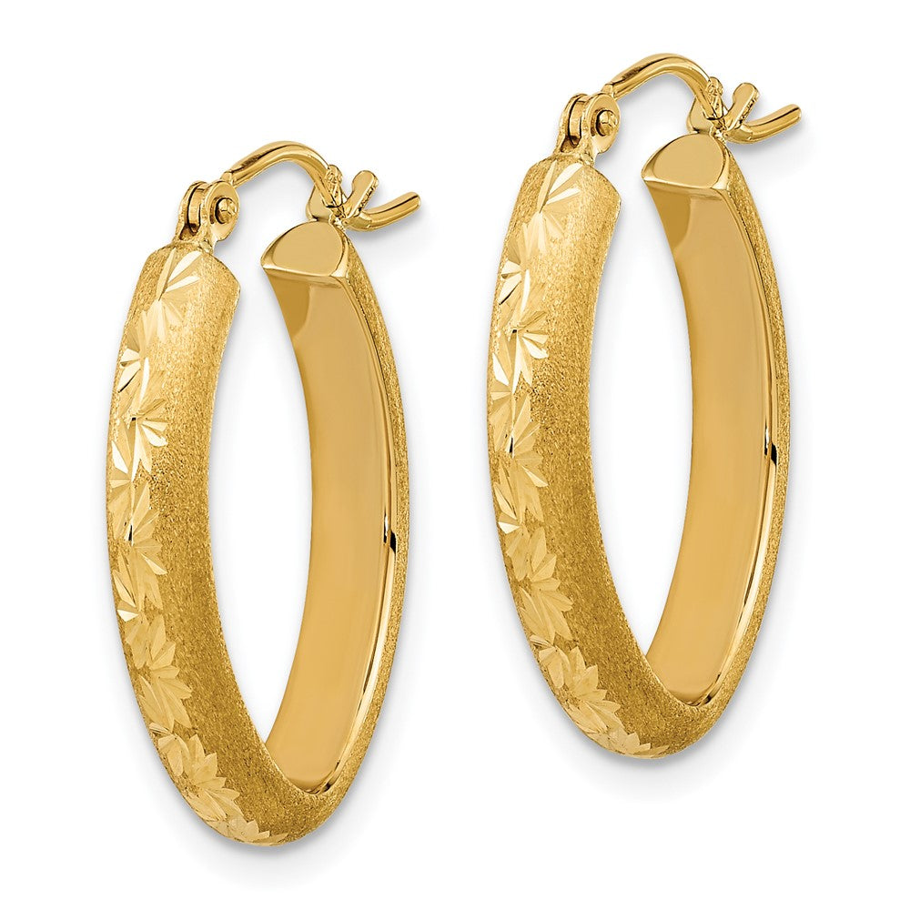 14k Yellow Gold 17.05 mm Polished and Satin Diamond-cut Oval Hoop Earrings (1.92 grams)