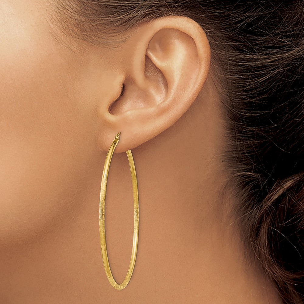 14k Yellow Gold 2 mm Round Tube Hoop Earrings (3.03 grams)