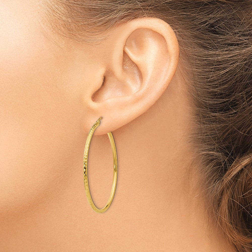 14k Yellow Gold 2 mm Round Tube Hoop Earrings (2 grams)