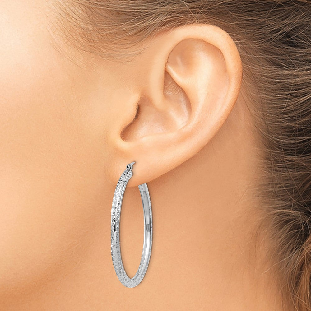 14k White Gold 3 mm Round Hoop Earrings (2.89 grams)