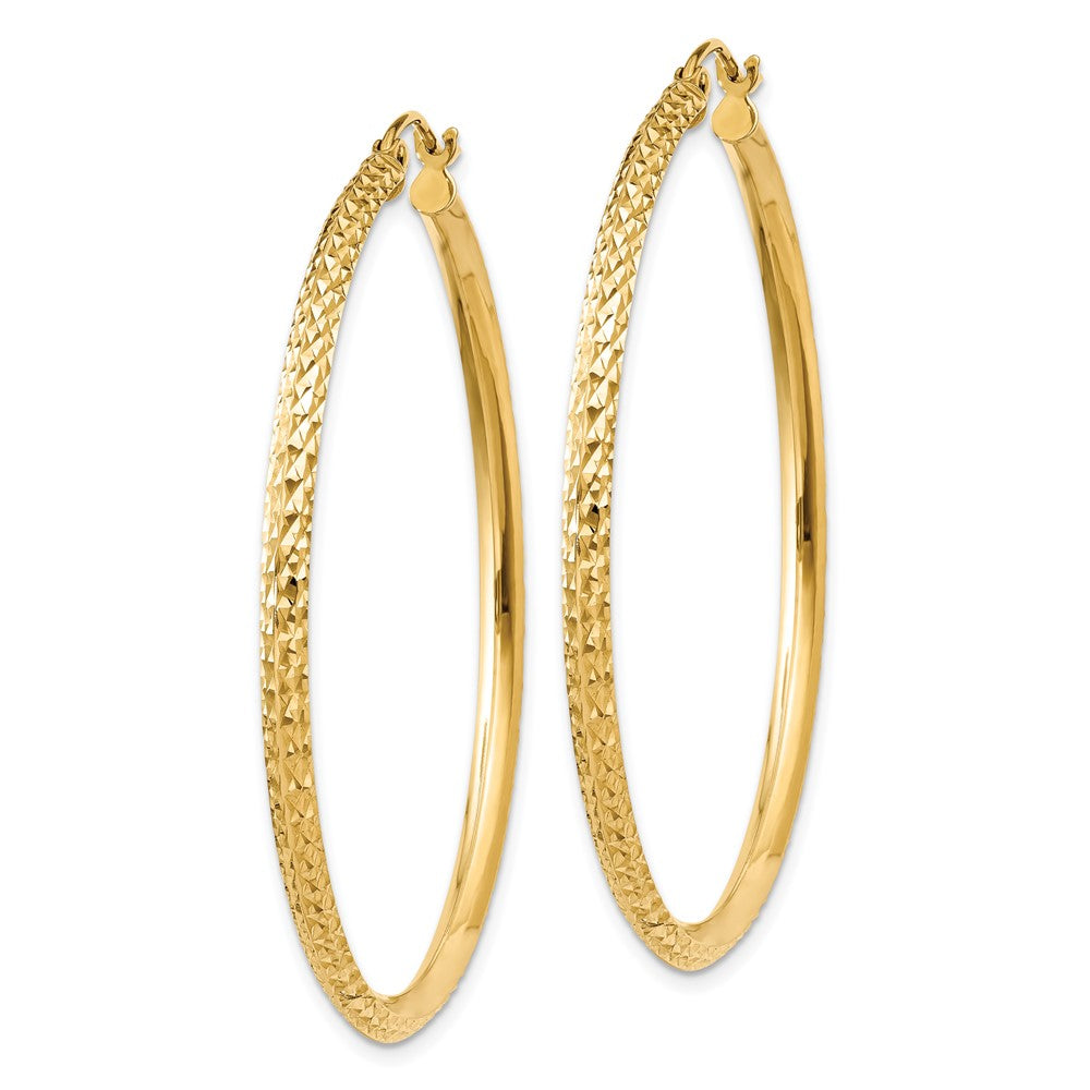 14k Yellow Gold 2.5 mm Knife Edge Diamond-cut Hollow Hoop Earrings (3.08 grams)