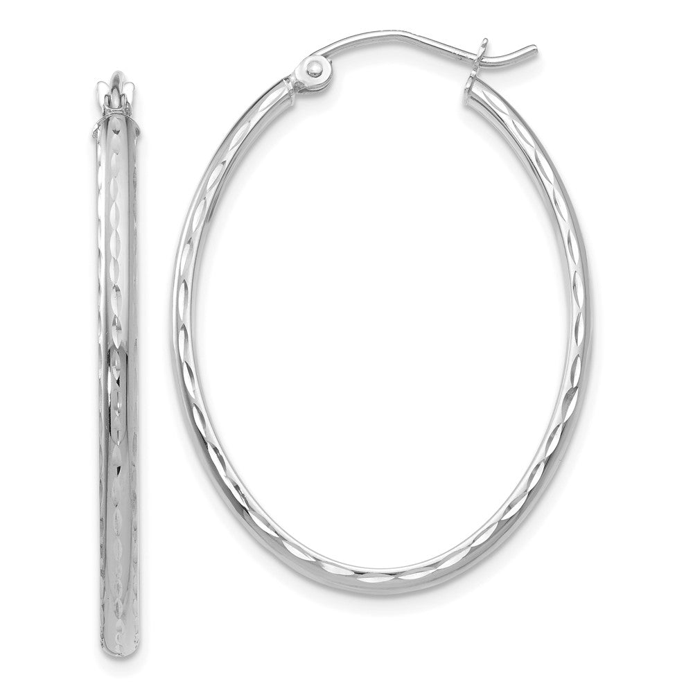 14k White Gold 25.5 mm Lightweight Diamond-cut Oval Hoop Earrings (2.2 grams)
