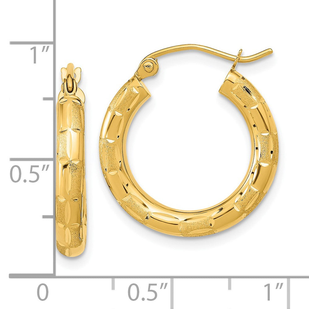 14k Yellow Gold 19.44 mm Polished Satin and Diamond-cut Hoop Earrings (1.45 grams)