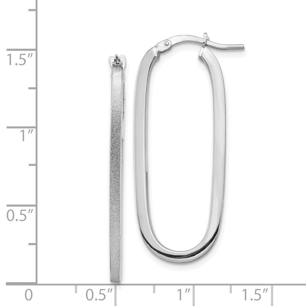 14k White Gold 15.08 mm Oval Hoop Earrings (2.28 grams)