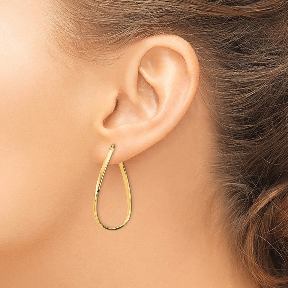 14k Yellow Gold 21.58 mm Wavy Hoop Earrings (1.33 grams)