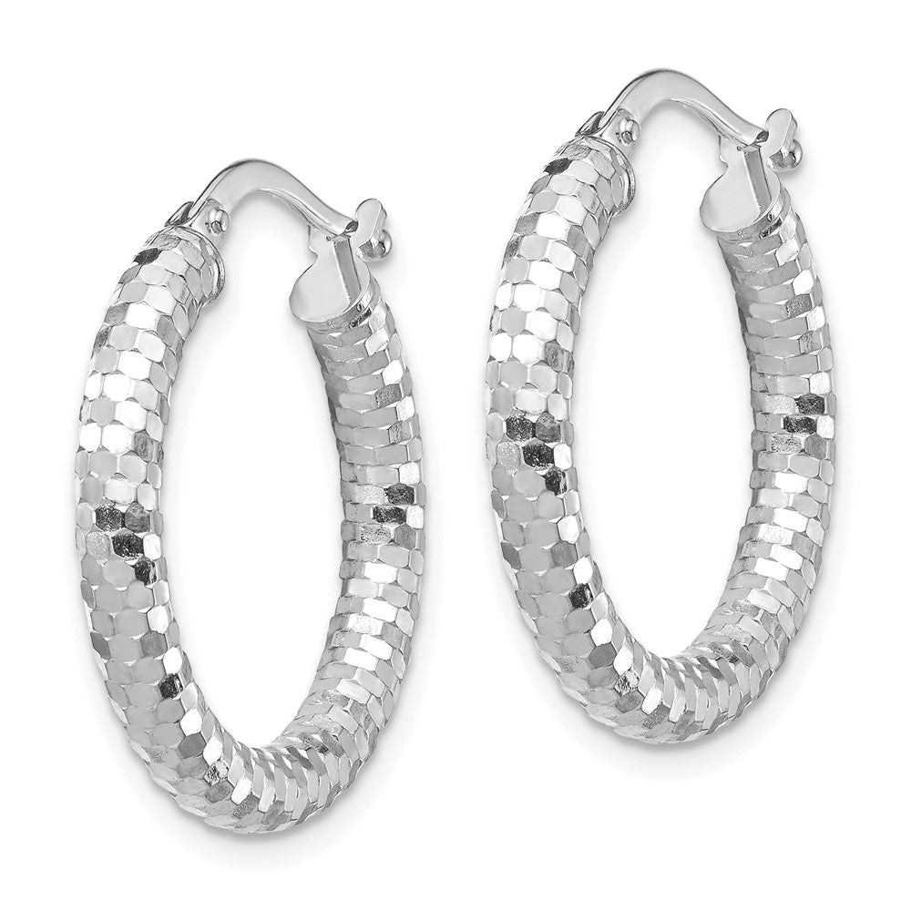 14k White Gold 22 mm Diamond-cut Hoop Earrings (1.99 grams)