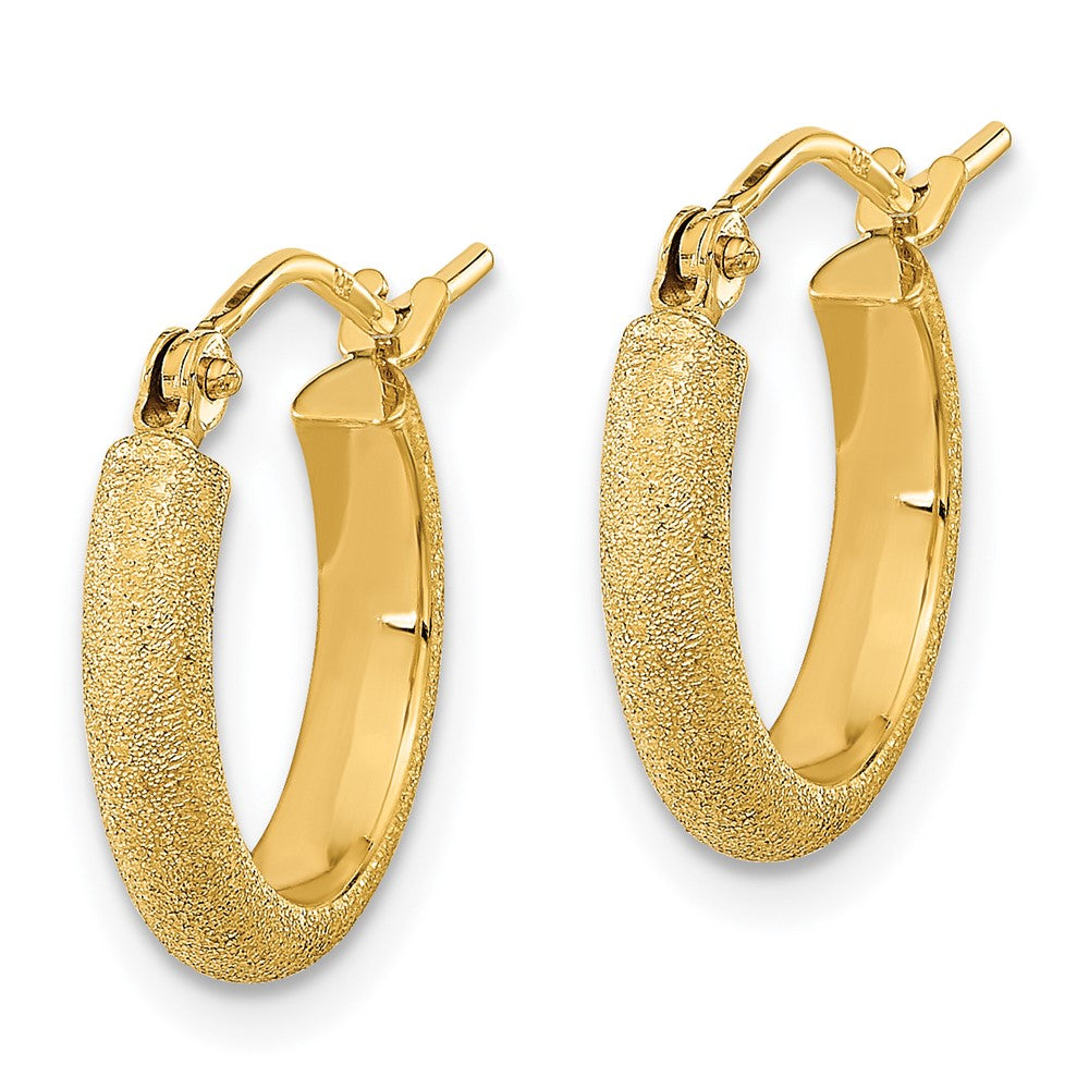 14k Yellow Gold 14.81 mm Polished Textured Satin Hoop Earrings (1.11 grams)