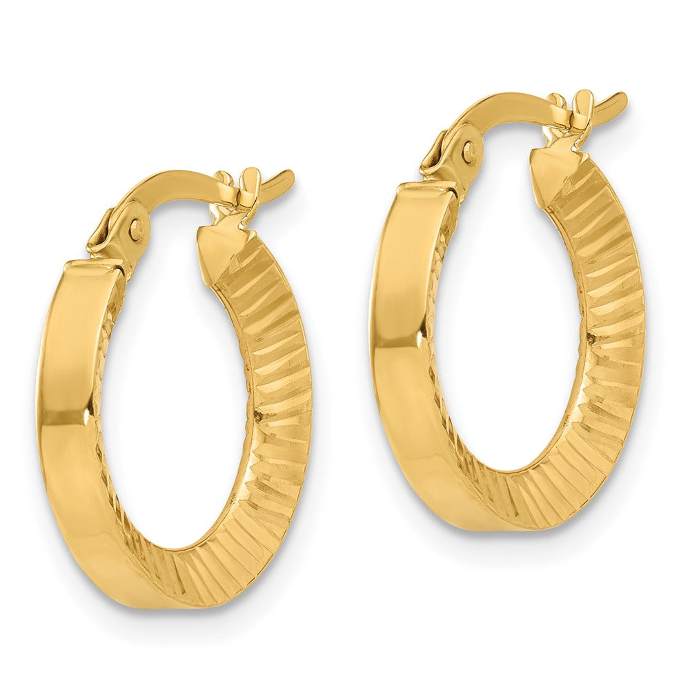 14k Yellow Gold 16 mm Polished and Diamond-cut Hoop Earrings (1.16 grams)