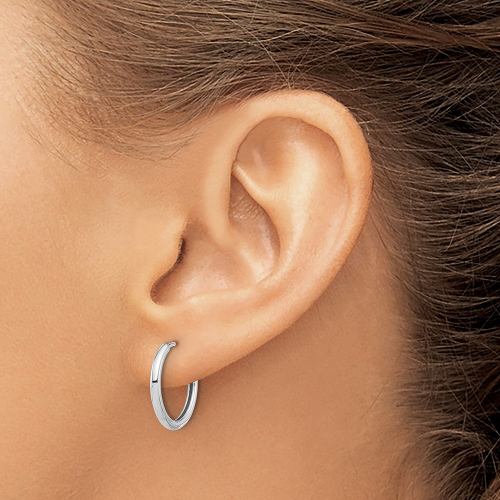 14k White Gold 16.5 mm  Polished Hinged Hoop Earrings (2.12 grams)