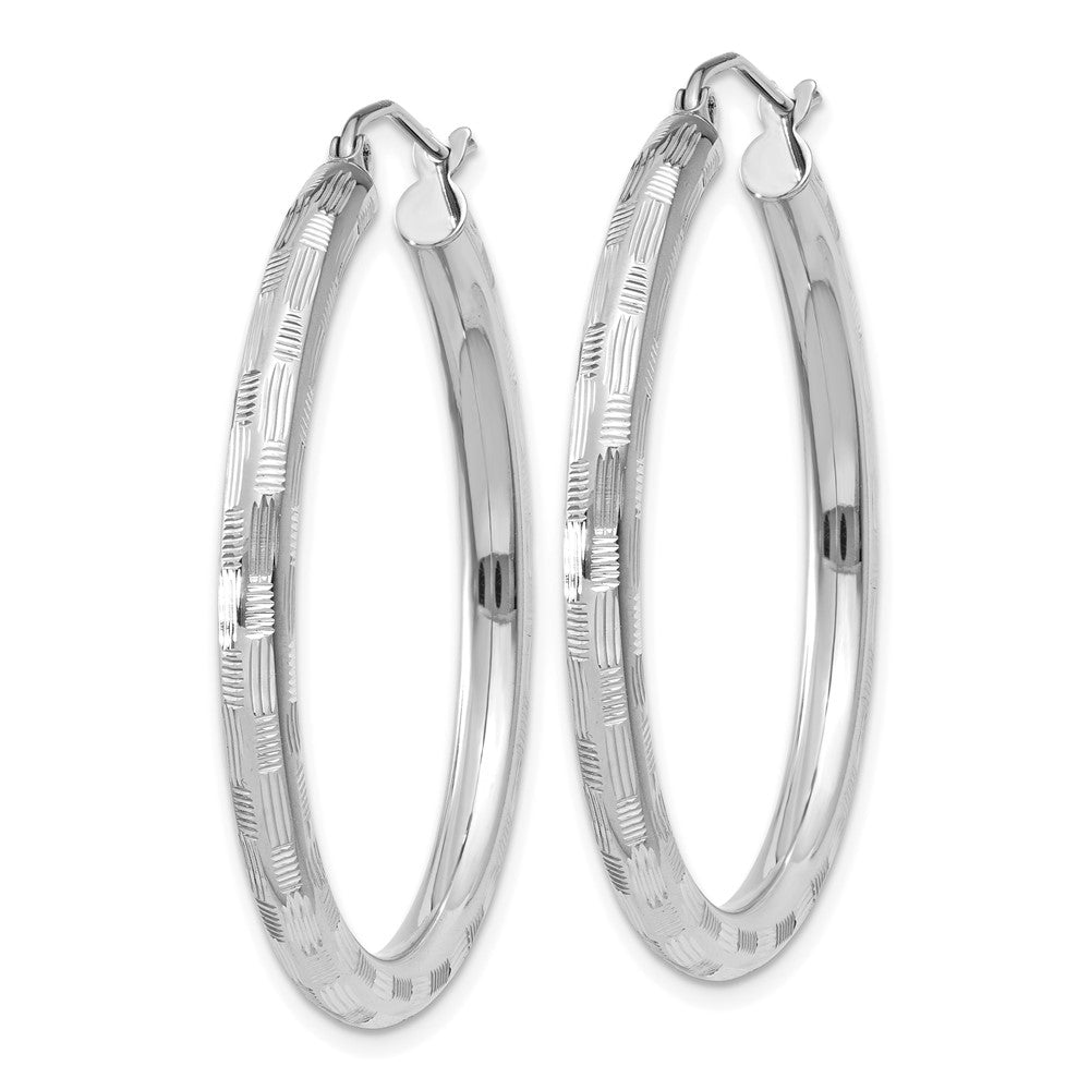 14k White Gold 3 mm Diamond-cut Hoop Earrings (2.65 grams)