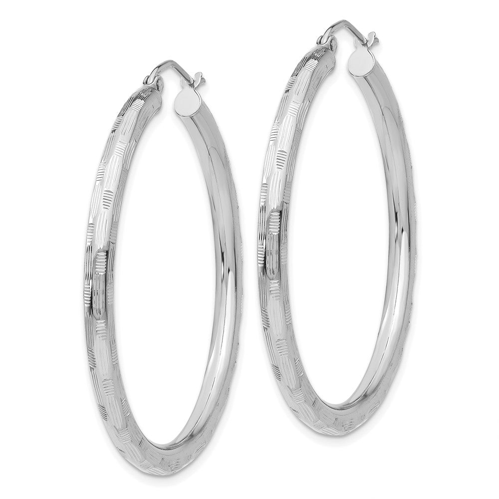 14k White Gold 3 mm Diamond-cut Hoop Earrings (2.91 grams)