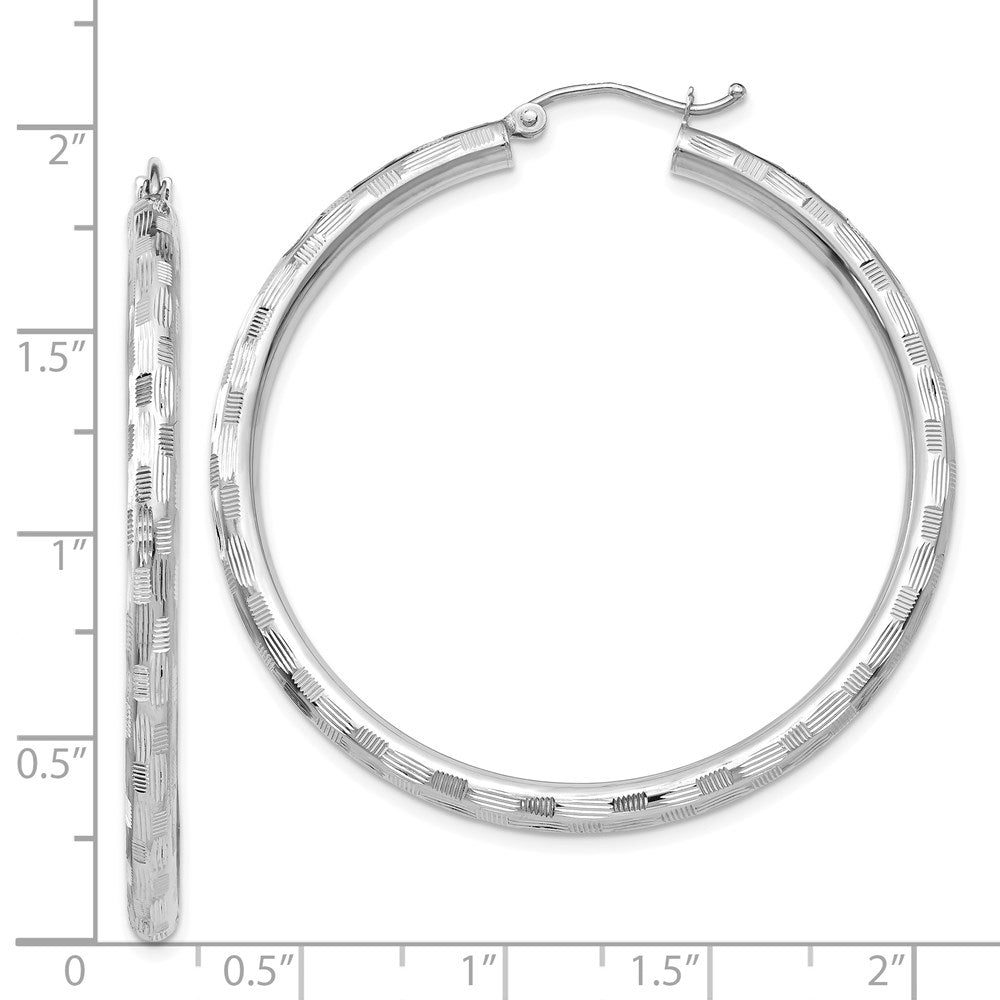 14k White Gold 3 mm Diamond-cut Hoop Earrings (4.32 grams)