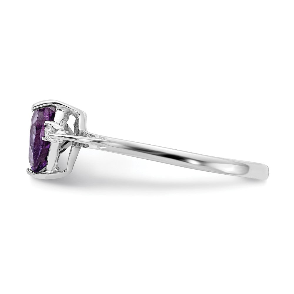 14k White Gold 7mm Heart Amethyst AA Diamond ring (1.42 grams)