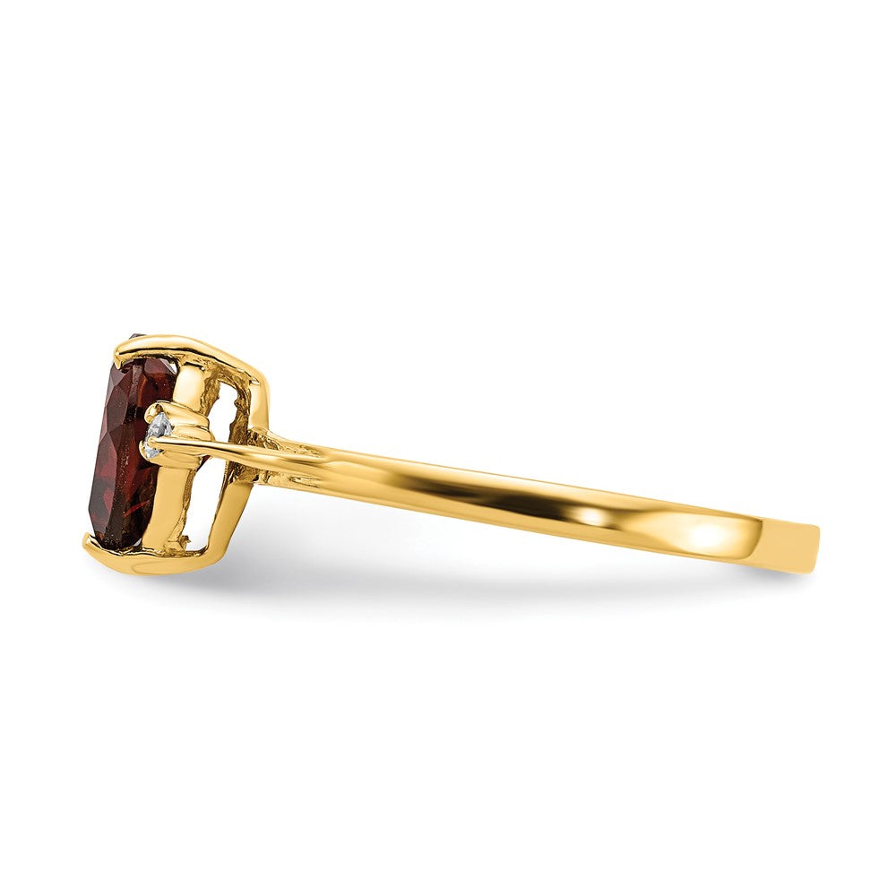 14k 7mm Heart Garnet AA Diamond ring (1.24 grams)