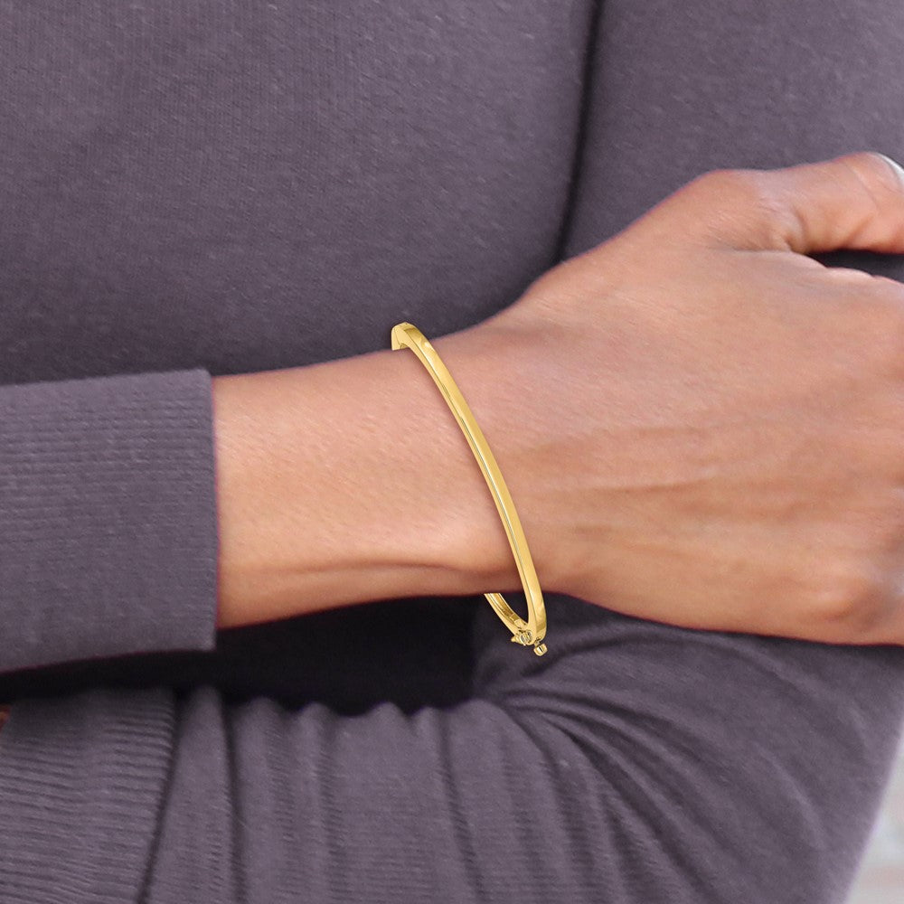 14k Yellow Gold 2.5 mm Polished Solid Hinged Bangle (16.32 grams)