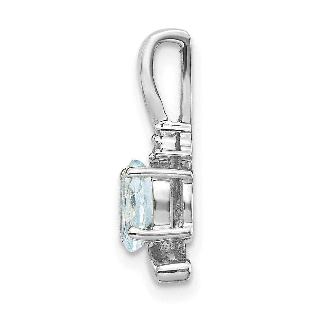 14k White Gold Aquamarine and Diamond Pendant (0.7 grams)