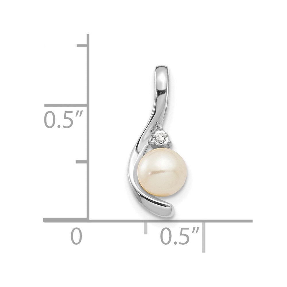 14k White Gold FW Cultured Pearl and Diamond Pendant (0.6 grams)