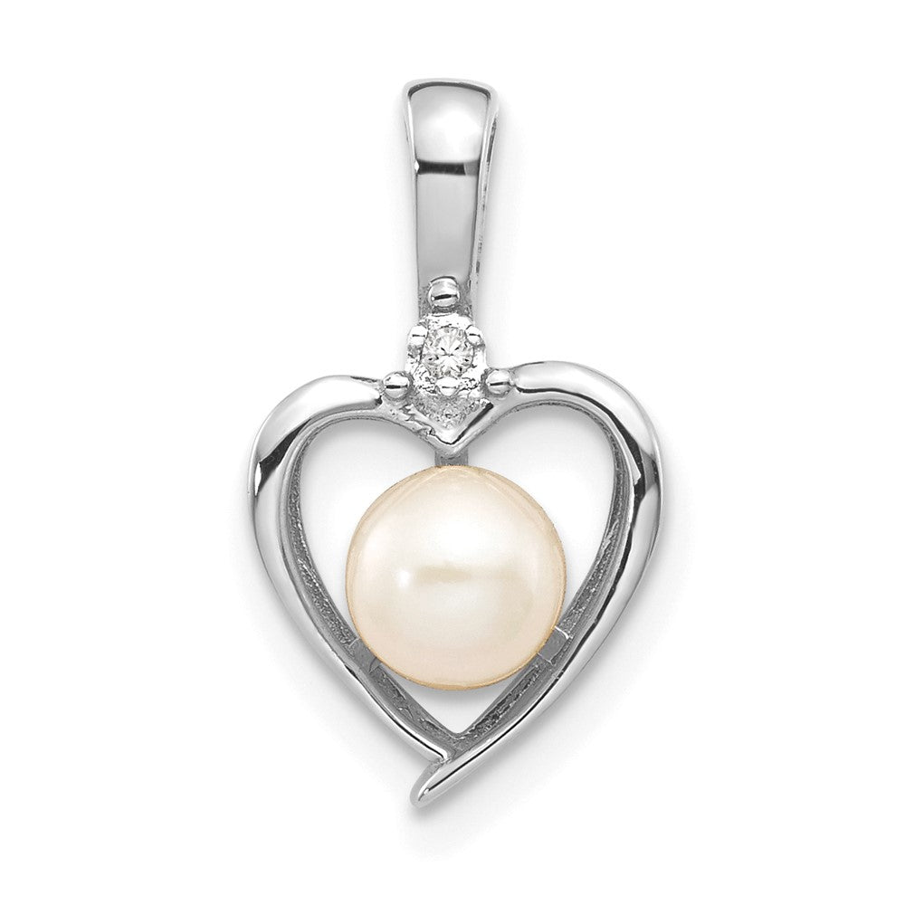 14k White Gold FW Cultured Pearl and Diamond Heart Pendant (1.1 grams)