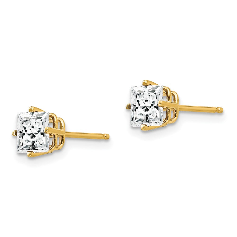 14k Yellow Gold 6 mm Cubic Zirconia Earrings (0.55 grams)