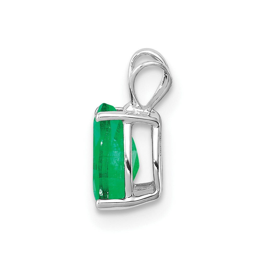 14k White Gold Emerald pendant (0.31 grams)
